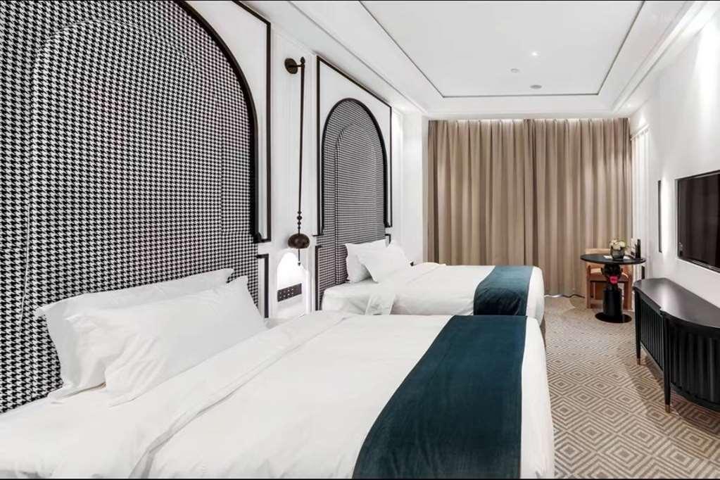 Hotel Wyndham Garden Wuhan Hankou Zimmer foto